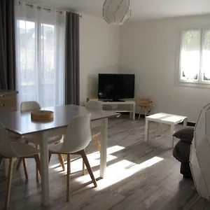 https://bdb-nid-douillet-au-rdc-et-proche-navette-ski.midi-pyreneeshotels.com